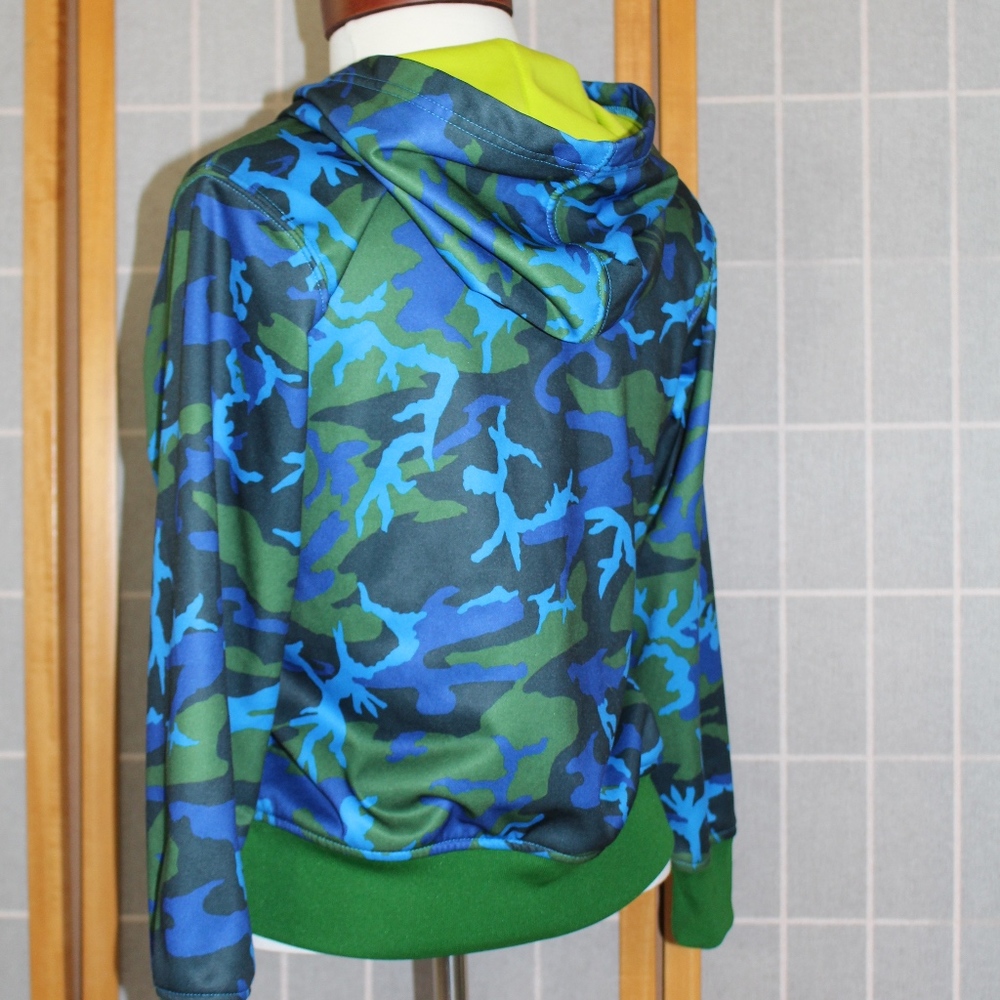 Nike jacket - Picture 2 of 3